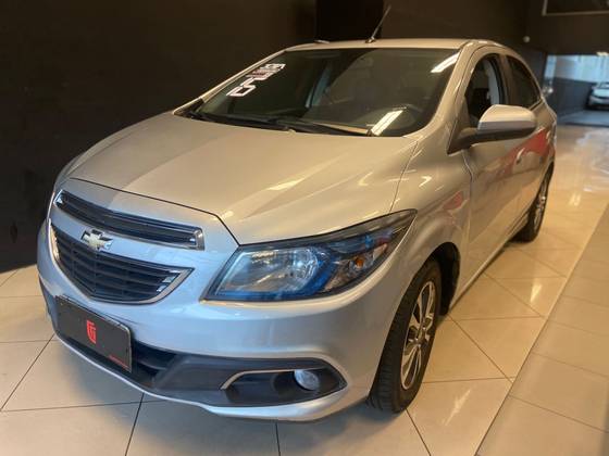 CHEVROLET ONIX 1.0 MPFI LT 8V FLEX 4P MANUAL CHEVROLET ONIX 1.0 MPFI LT 8V FLEX 4P MANUAL